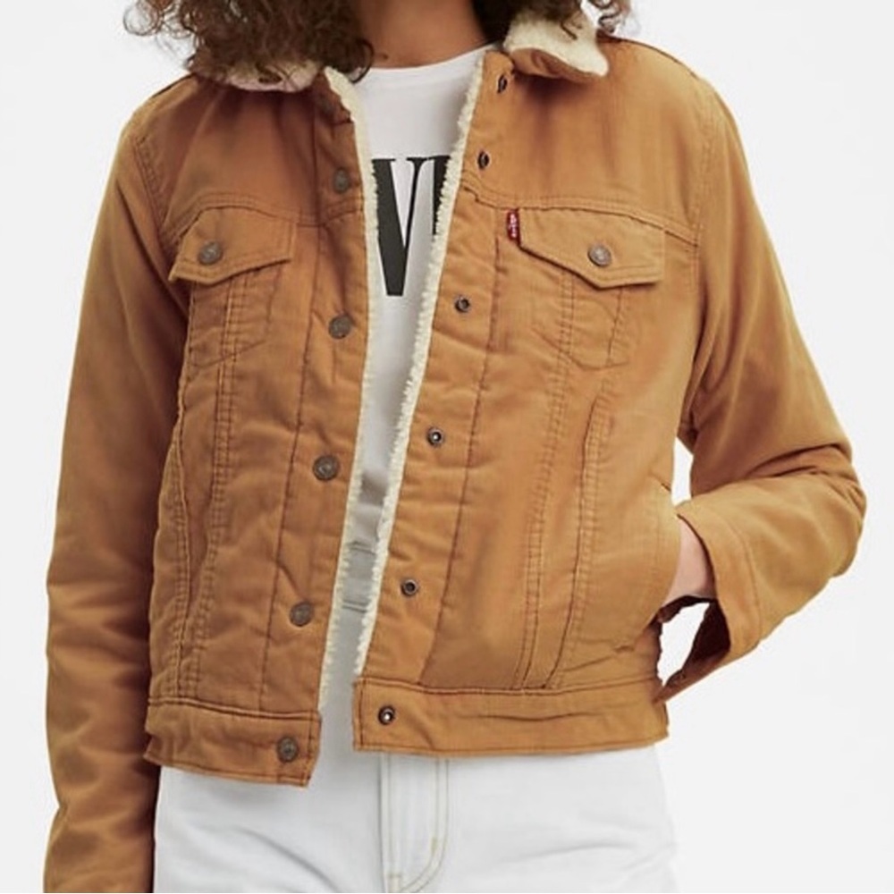 Levis original Sherpa corduroy jacket.  Tan, size xs